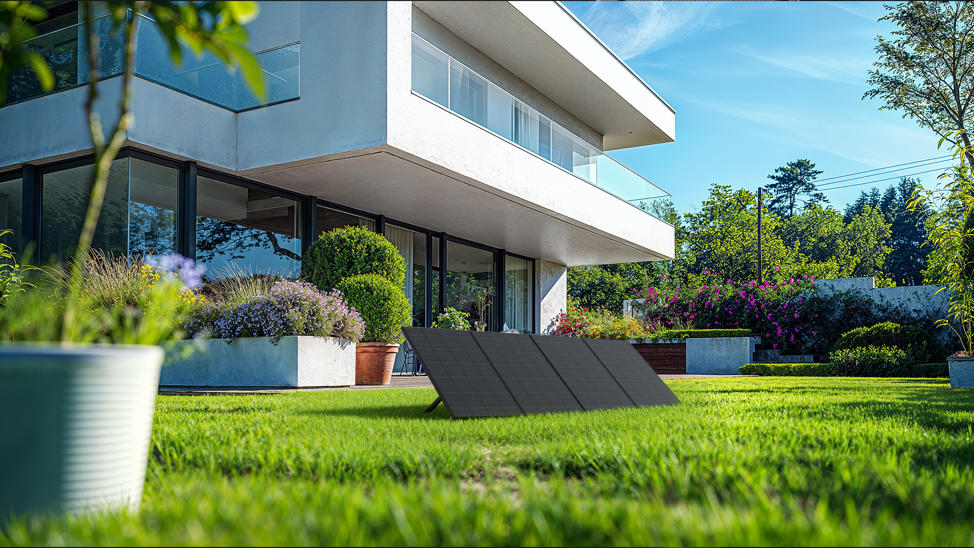 Solarmodule parallel schalten: 5 Vorteile für Ihr Balkonkraftwerk
