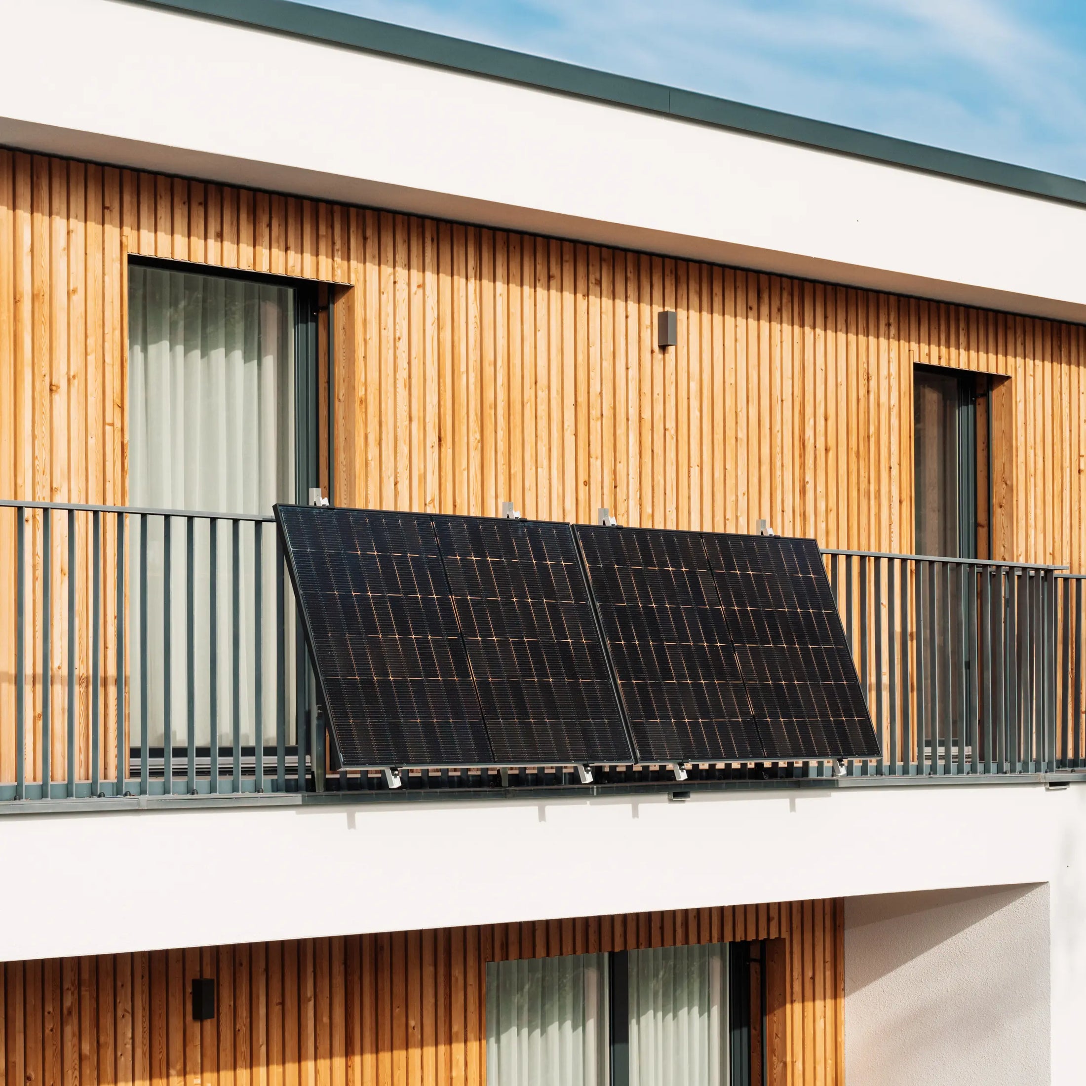 Solarpanel für den Balkon: Monokristallin vs. Dünnschicht – Was ist besser
